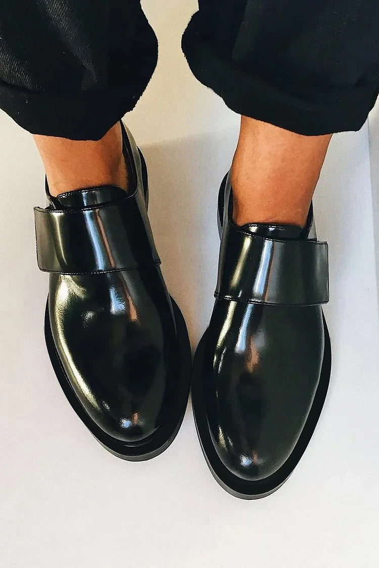 IRIS - Elegant shiny loafers with strap for impeccable style