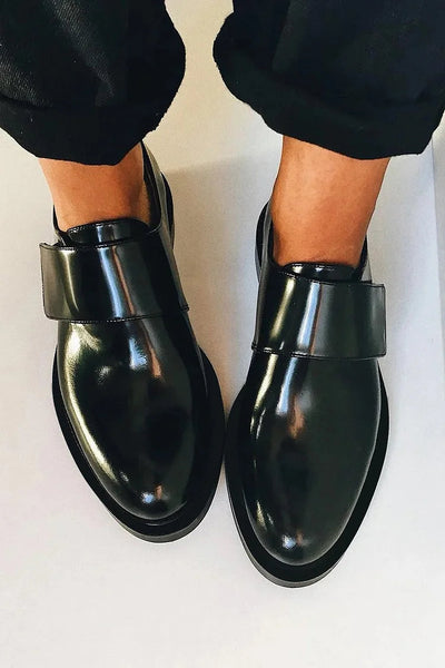 IRIS - Elegant shiny loafers with strap for impeccable style