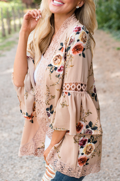 Women's casual patchwork top with floral print