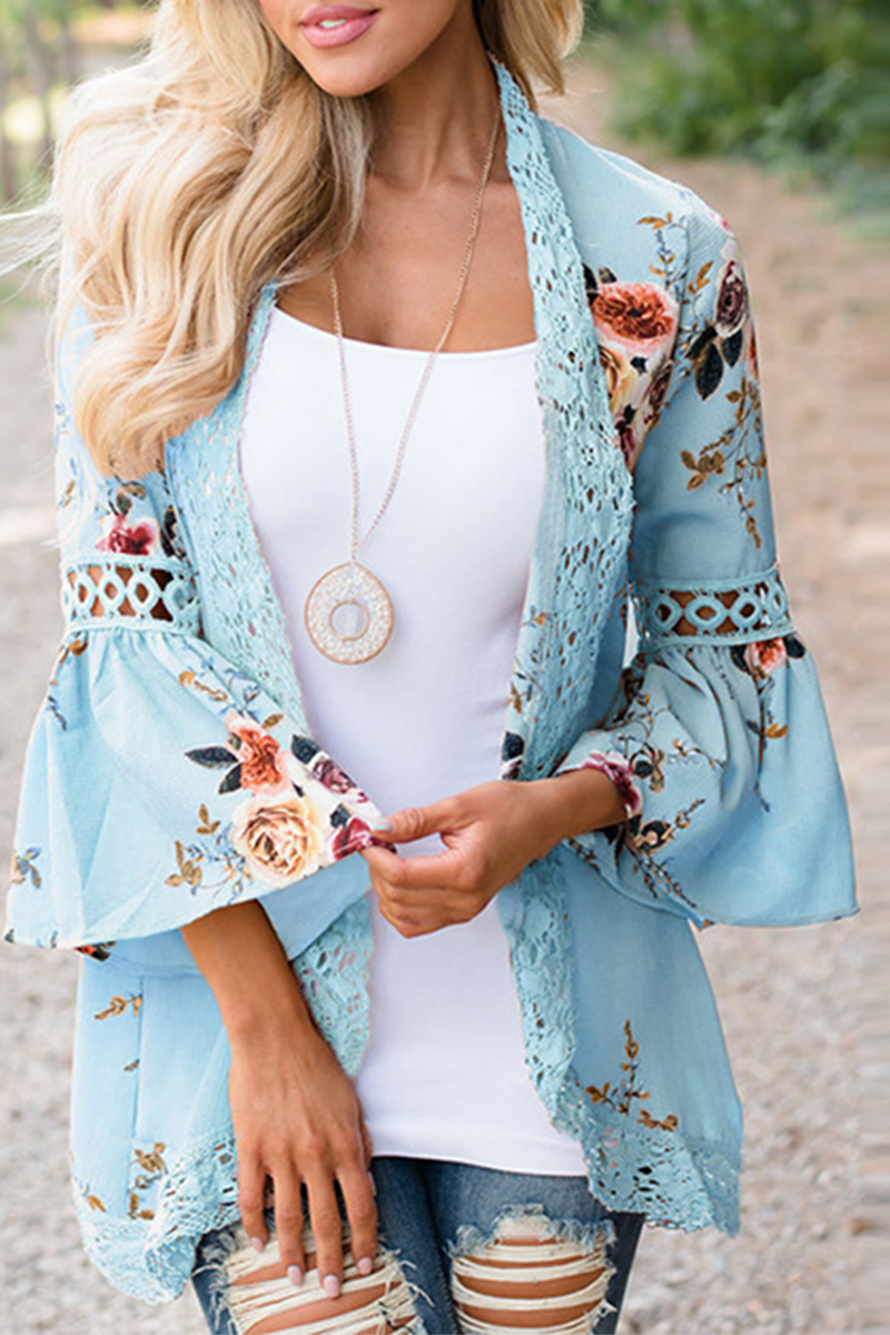Women's casual patchwork top with floral print