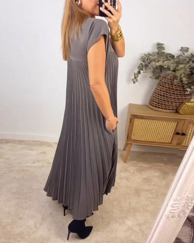 Lisa - Elegant Spliced Pleated Maxi Dress