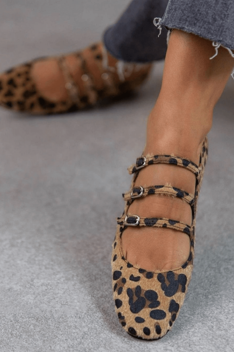 LEOPARDINA - Elegant ballet flats with animal print straps for an irresistible style