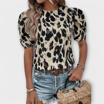 Amelia – Blouse with Round Neck and Vibrant Allover Print