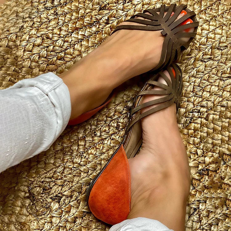 GIADA - Elegant carved sandals with refined two-tone detailing