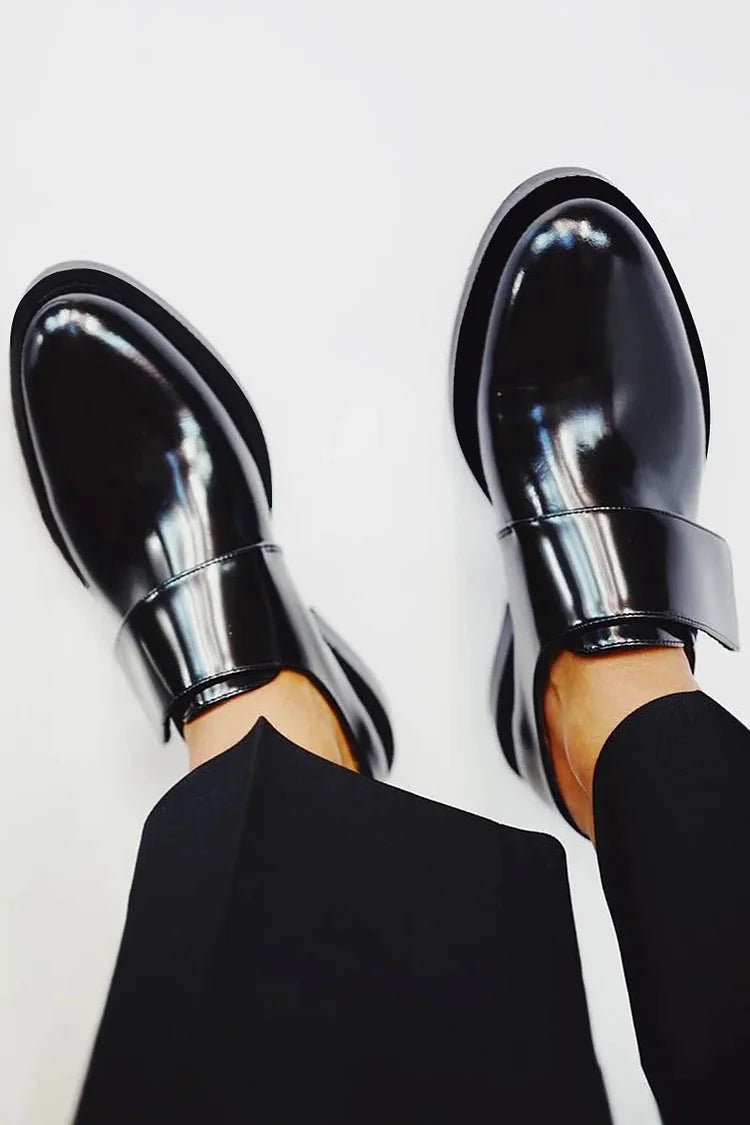 IRIS - Elegant shiny loafers with strap for impeccable style