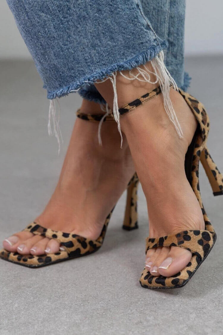 AFRICA - Elegant Animalier High Heel Sandals for a Chic and Unique Look