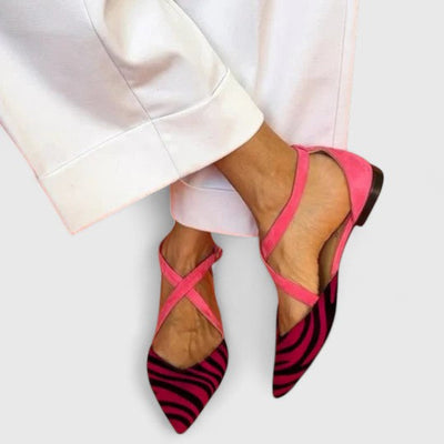 Khreysa - Elegant Ballerina with Straps