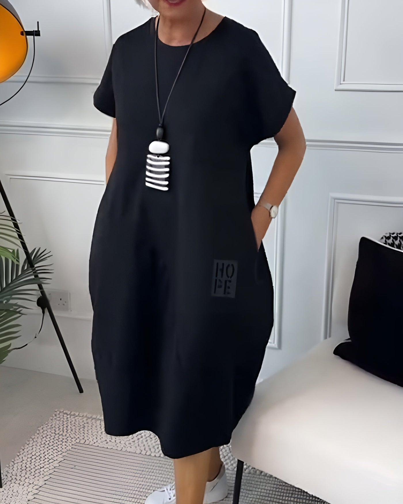 Tatum - Stylish Short Sleeved Dress