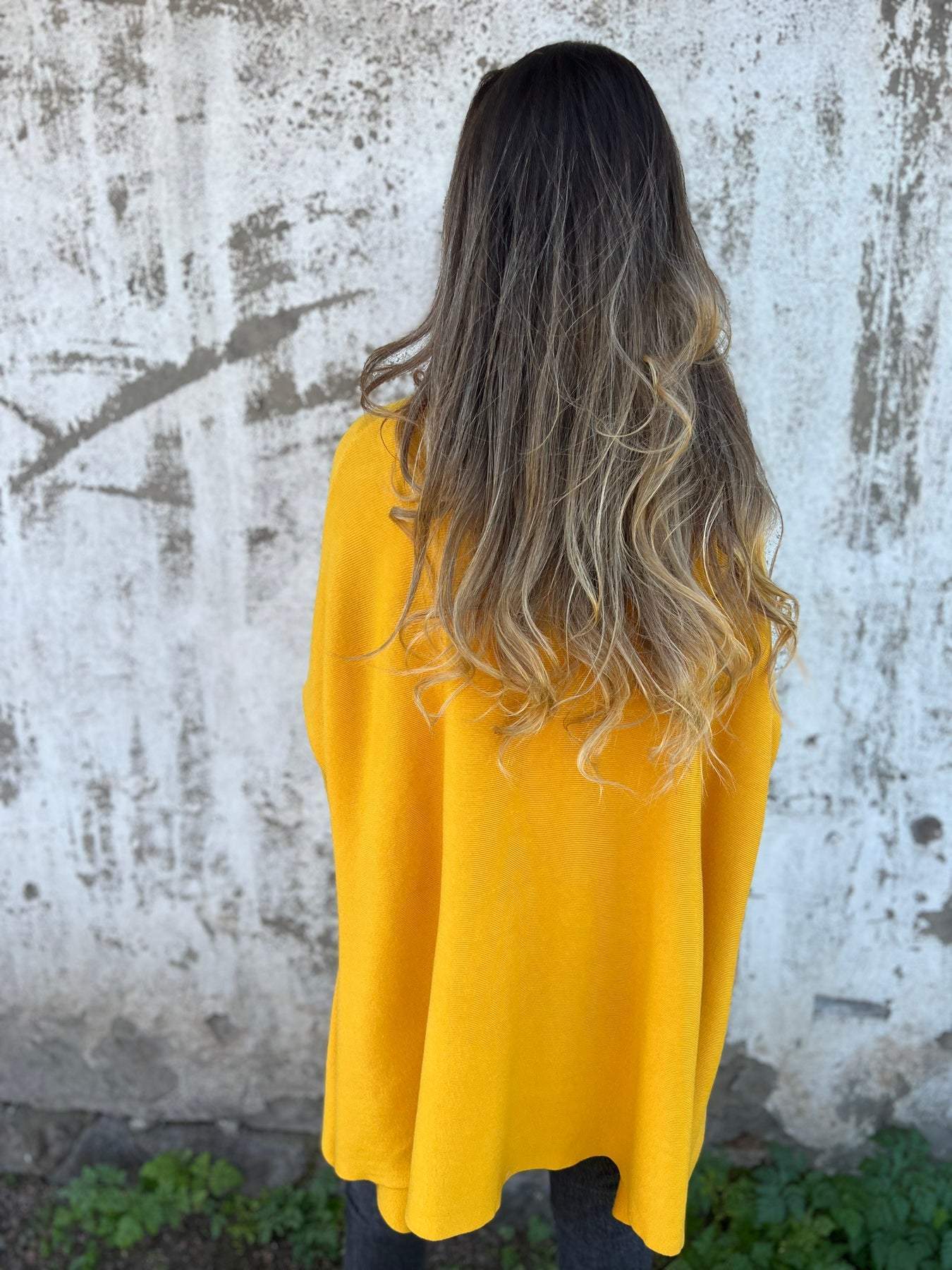 Aurora - Comfortable V-neck Long Sleeve Knitted Sweater
