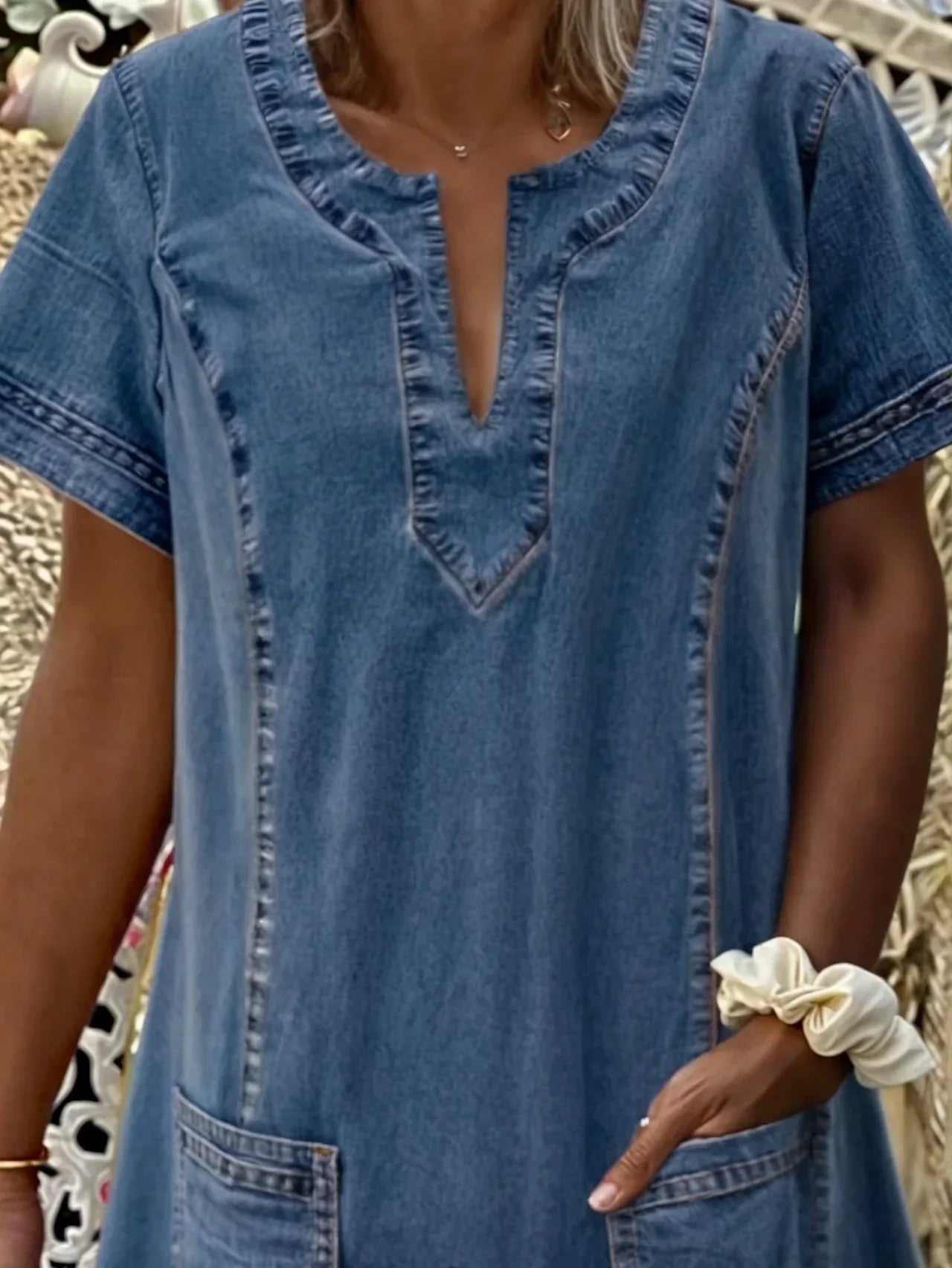 Claire Montreal™ - LIGHTWEIGHT DENIM DRESS WITH A RELAXED FIT