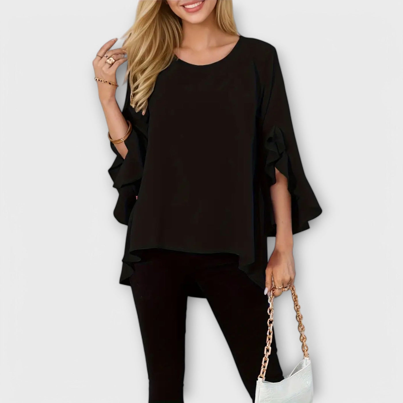 Aria – The Perfect Spring Blouse with a Round Neckline