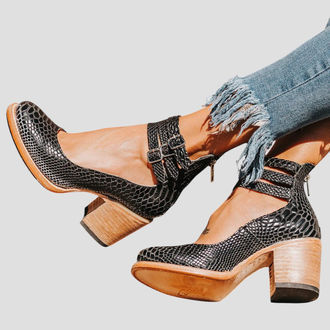 Sonia - Modern Elegance and Guaranteed Comfort™