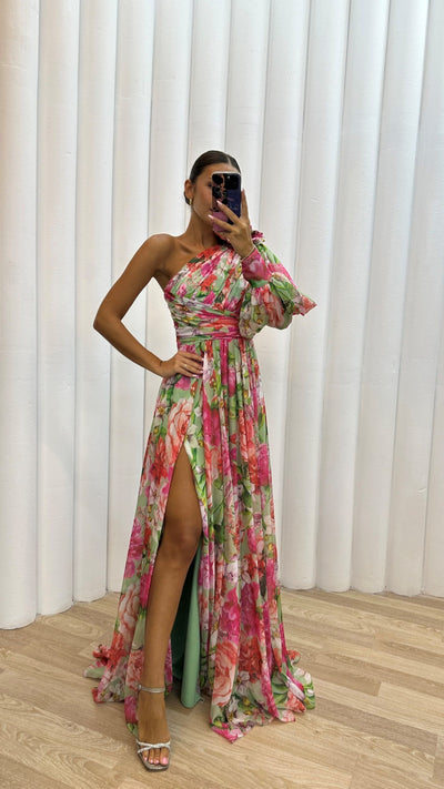Isabella - Stunning Flowing Gown