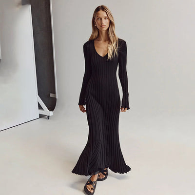 Nola – Knitted Maxi Dress