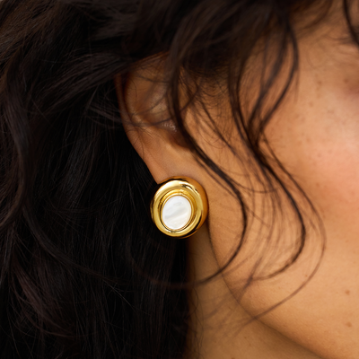 Giselle pearl earrings