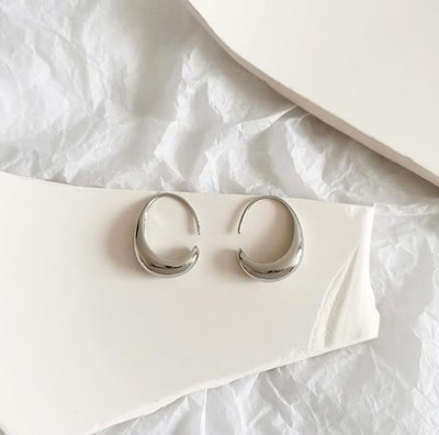 Luxury gold and silver earrings