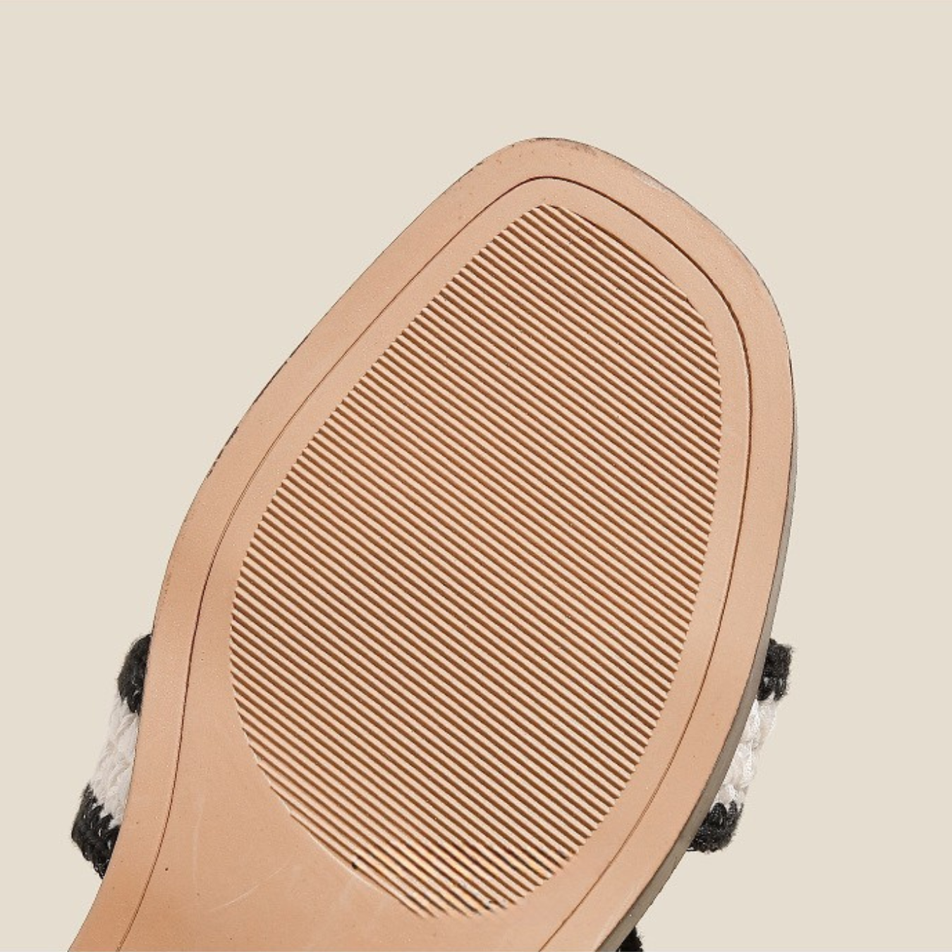 ÉLISE RAPHIA - STYLISH SANDALS
