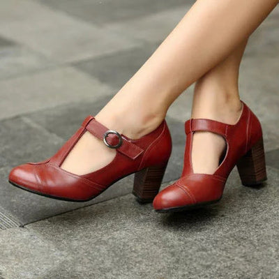 RACHELE - Elegant T-strap pumps with low heels for a refined look