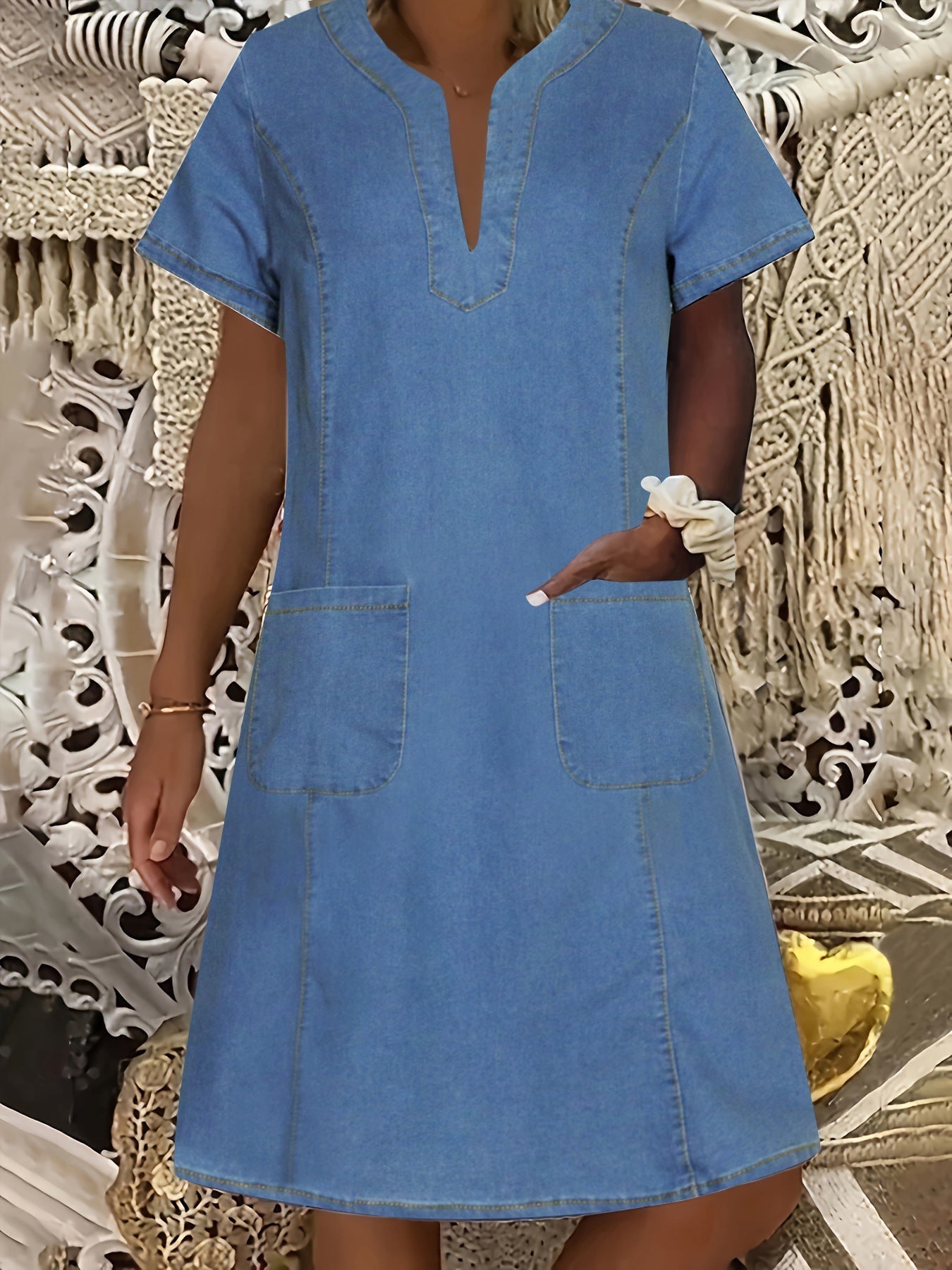 Claire Montreal™ - LIGHTWEIGHT DENIM DRESS WITH A RELAXED FIT