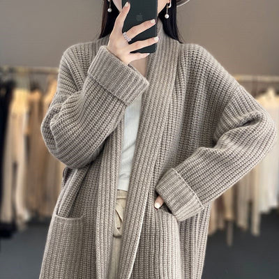 Women’s Cardigan – Oversized Fit – V-Neck – Ribbed – Long Sleeve – Pockets