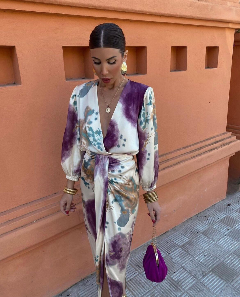Megan - Elegant V-Neck Long Sleeve Split Maxi Dress