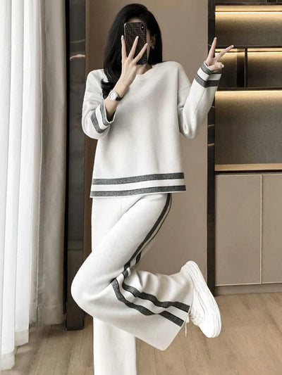 Lila - Comfortable Loose Casual Striped Long Sleeved Tracksuit Set