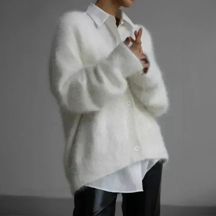 Emily - RELAXED FIT PULLOVER WITH ELEGANT STYLE