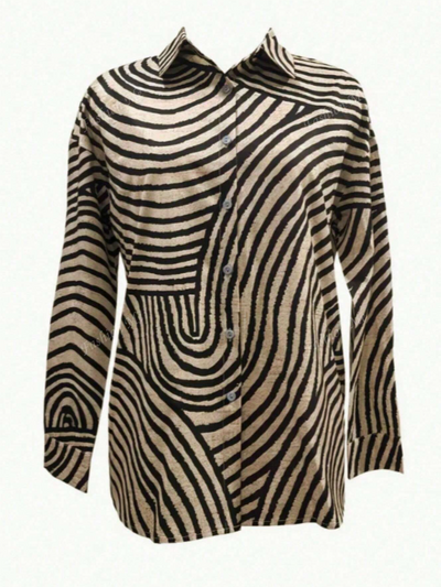 Carla - Geometric Blouse