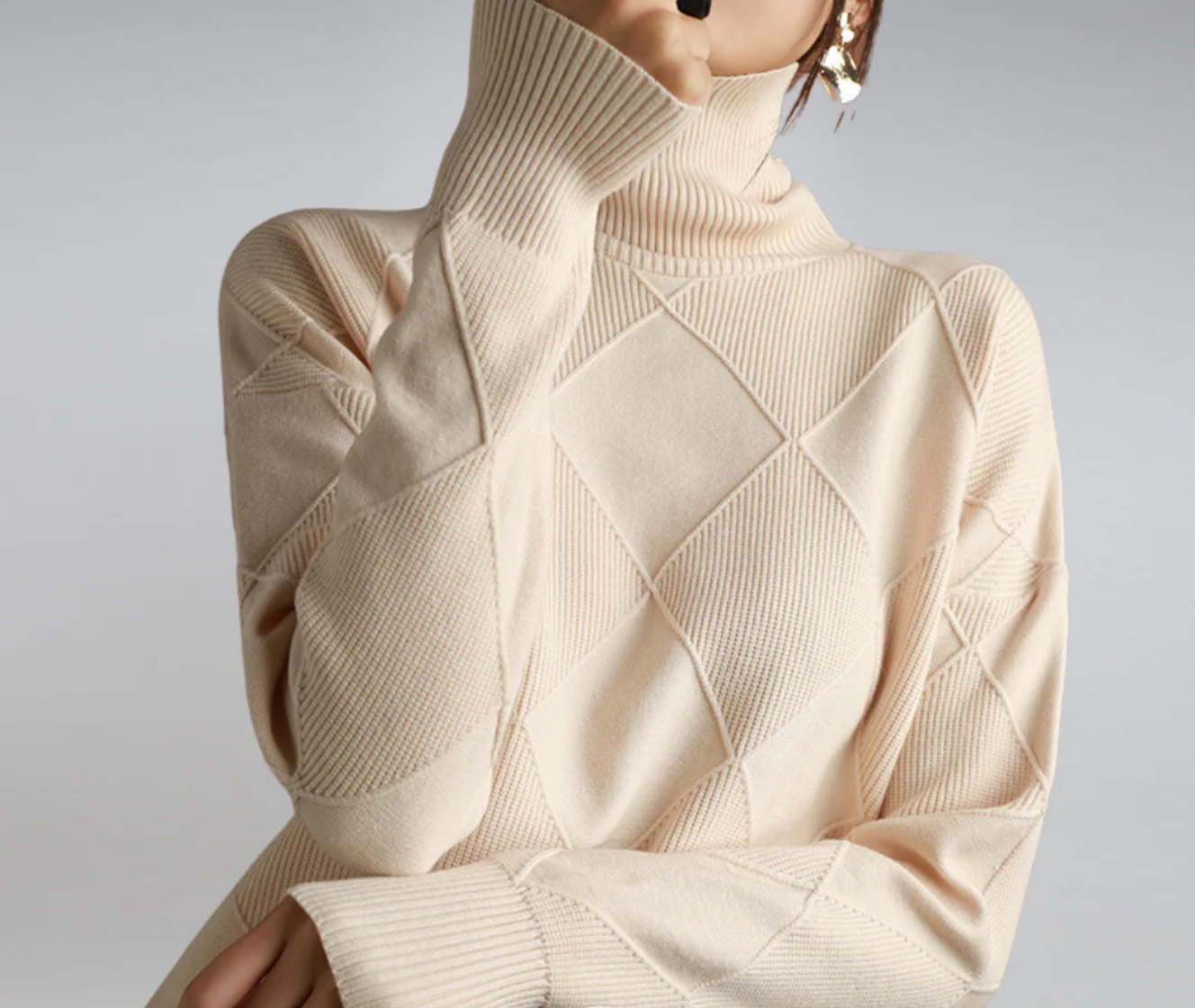 Mia - Cozy Turtleneck Sweater