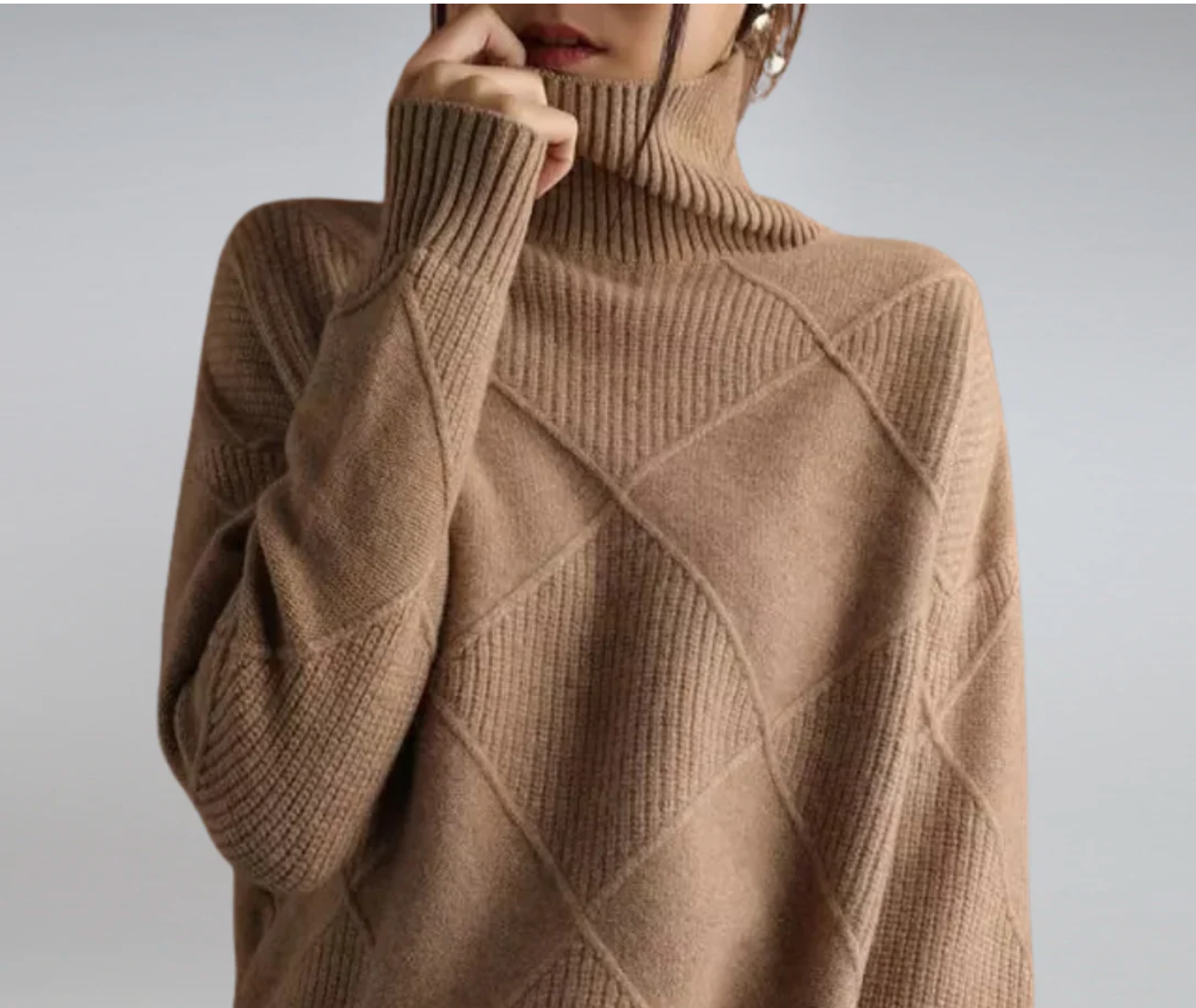 Mia - Cozy Turtleneck Sweater