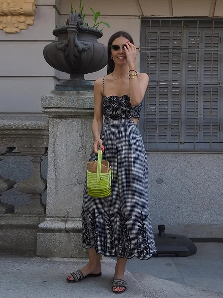 Breanna - Chic Gingham Dress