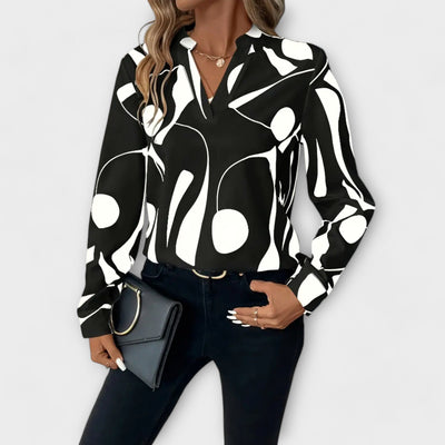 Catarina - Elegant long-sleeved blouse with V-neck and geometric pattern