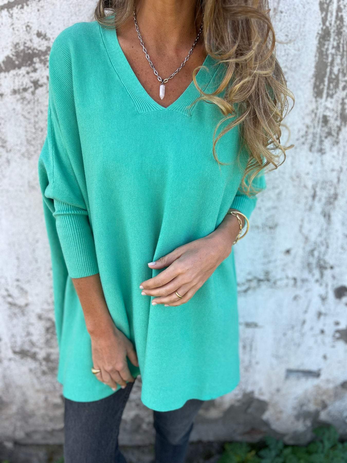 Aurora - Comfortable V-neck Long Sleeve Knitted Sweater