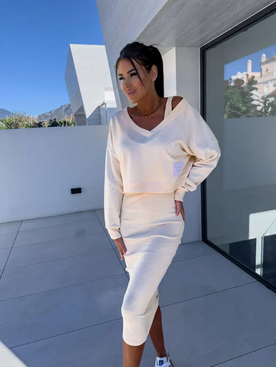 Laurine – Casual Dress & Sweatshirt