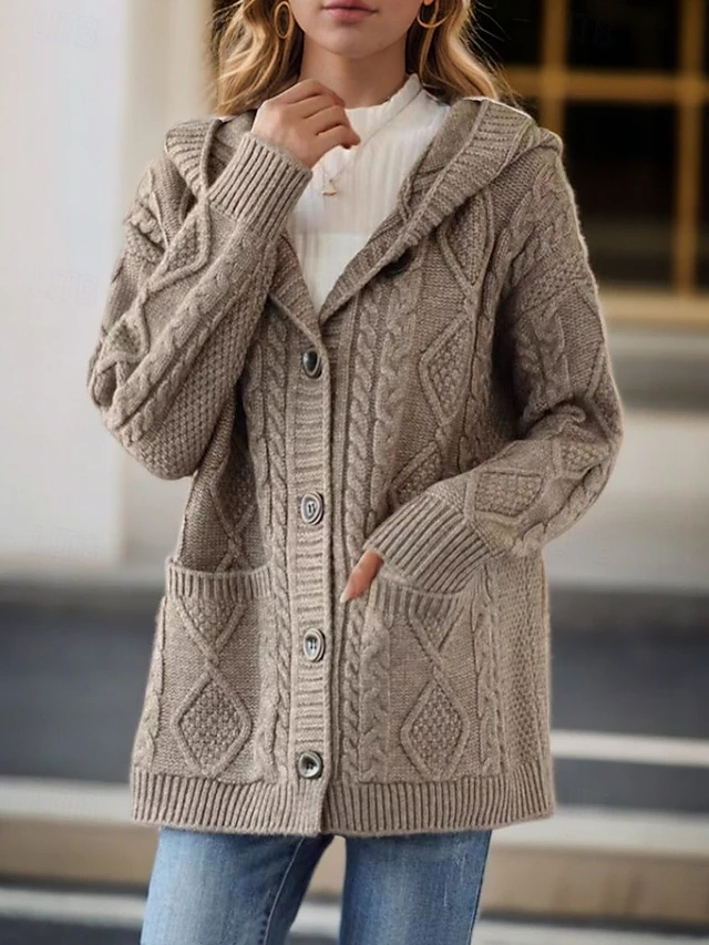 Dakota - Elegant Diamond Stitch Cardigan
