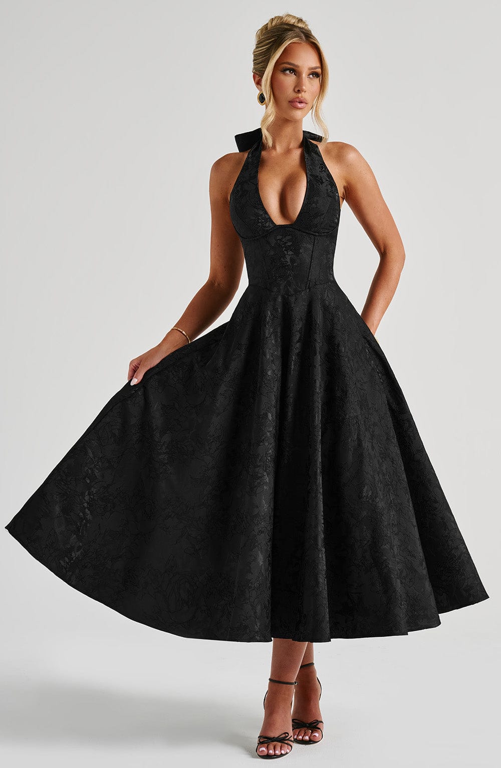 Patricia - Jacquard Lace-Up Waist Maxi