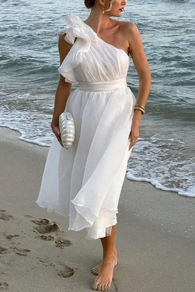Queenie - Chic Slanted Elegance Summer Dress