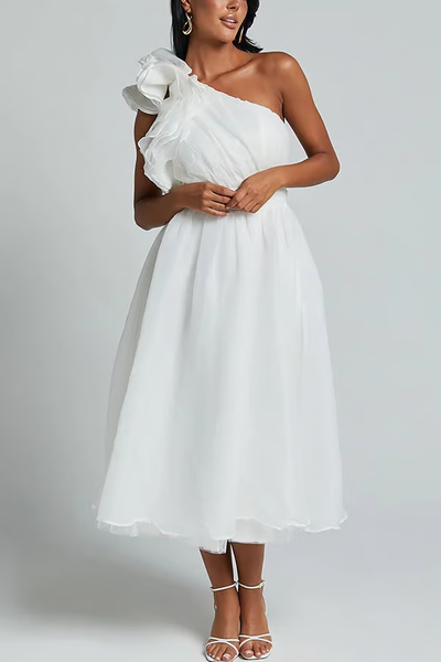 Queenie - Chic Slanted Elegance Summer Dress