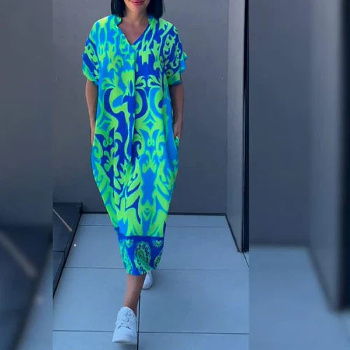 Jamie –  Figure-Flattering Floral Dress