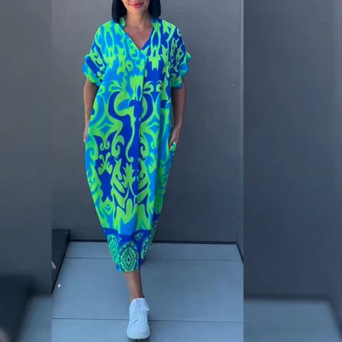 Jamie –  Figure-Flattering Floral Dress