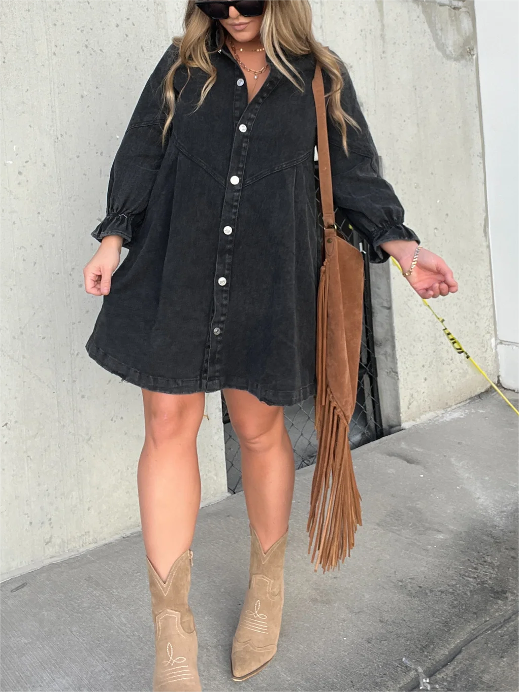 Colette - Chic Turn-Down Collar Denim Midi Dress
