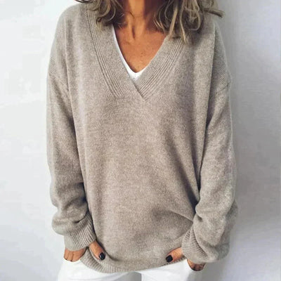 Monika - V-neck cashmere sweater